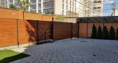 Продам  3-кімнатну квартиру у клубному будинку «Женева» жм П