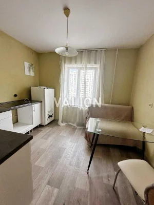 Продаж однокімнатної квартири по вул. Драгоманова 8б Дарниць