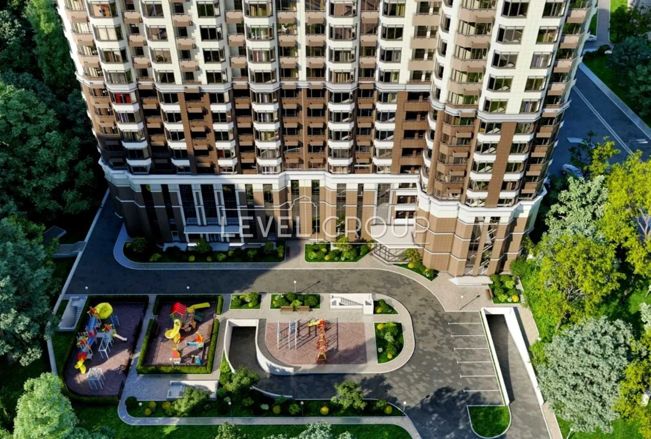 Продаж 4-кімнатної квартири в ЖК Аристократ, вул. Коновальця