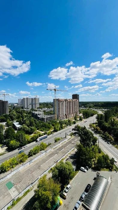 ПРОДАЖ ВИДОВОЇ 3-КІМНАТНОЇ КВАРТИРИ | ЖК «ЖОКЕЙ» вул. Василя