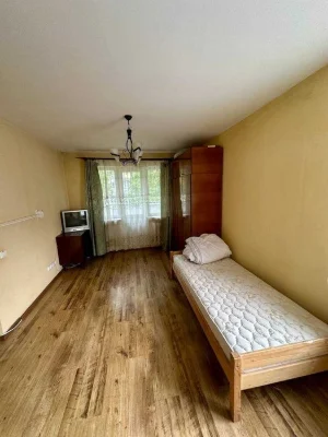 продаж квартири/ героїв Севастополя 16, 1 кімнатна