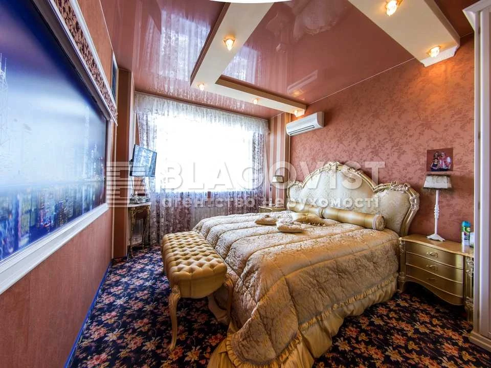 Квартира. Київ, Володимира Івасюка просп. (Героїв Сталінград