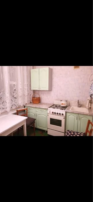 Продаж 1 кімнатноі квартири вул.Стародніпровська 4/9