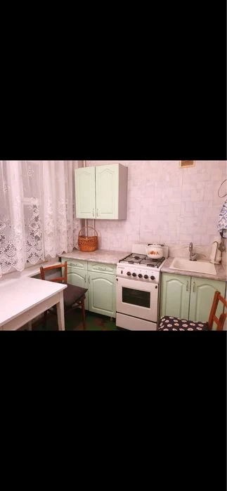 Продаж 1 кімнатноі квартири вул.Стародніпровська 4/9