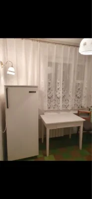 Продаж 1 кімнатноі квартири вул.Стародніпровська 4/9