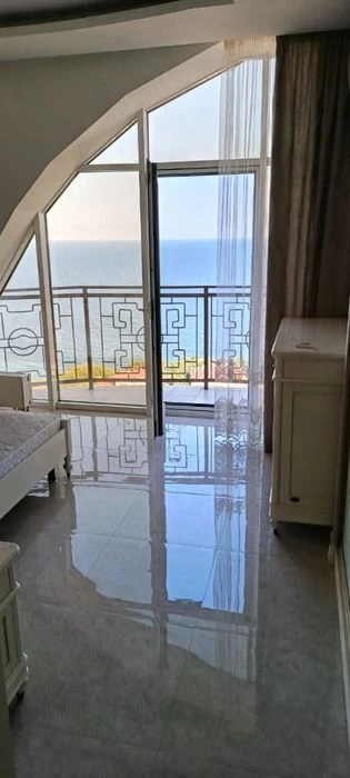 Пентхаус 55 м² с террасой и видом на море | 7 Жемчужина