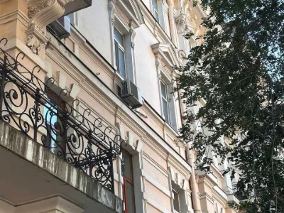 Квартира. Одеса, Дерибасівська вул.