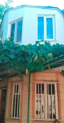 Дом с сауной и бассейном в районе Молодой Гвардии