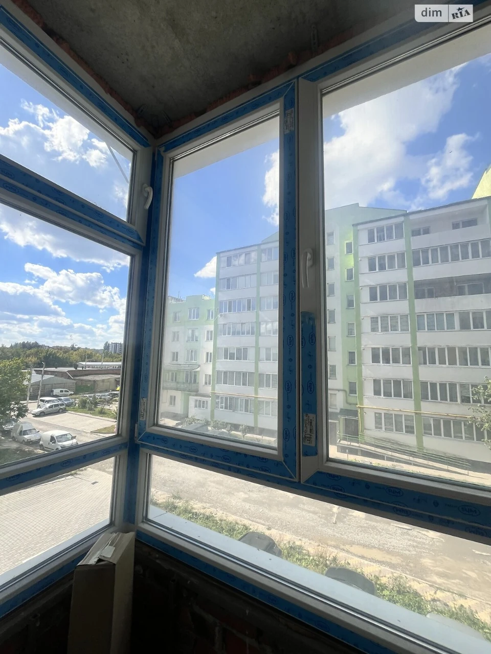 Продаж Квартира Виставка
