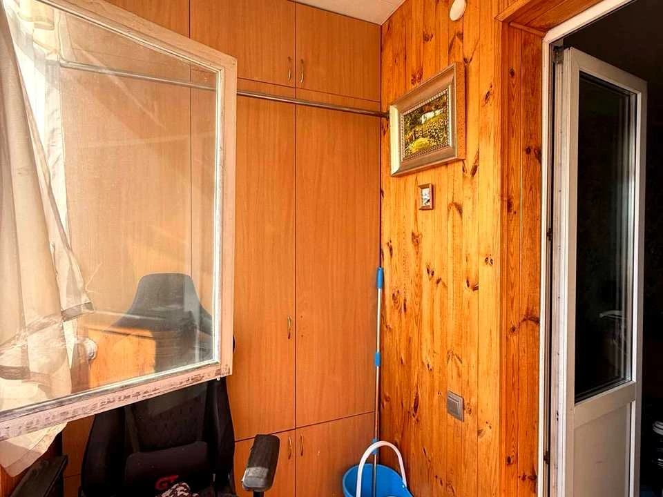 Квартира. Київ, Драгоманова вул.
