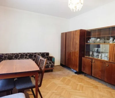 Продаж квартири по вулиці Патона