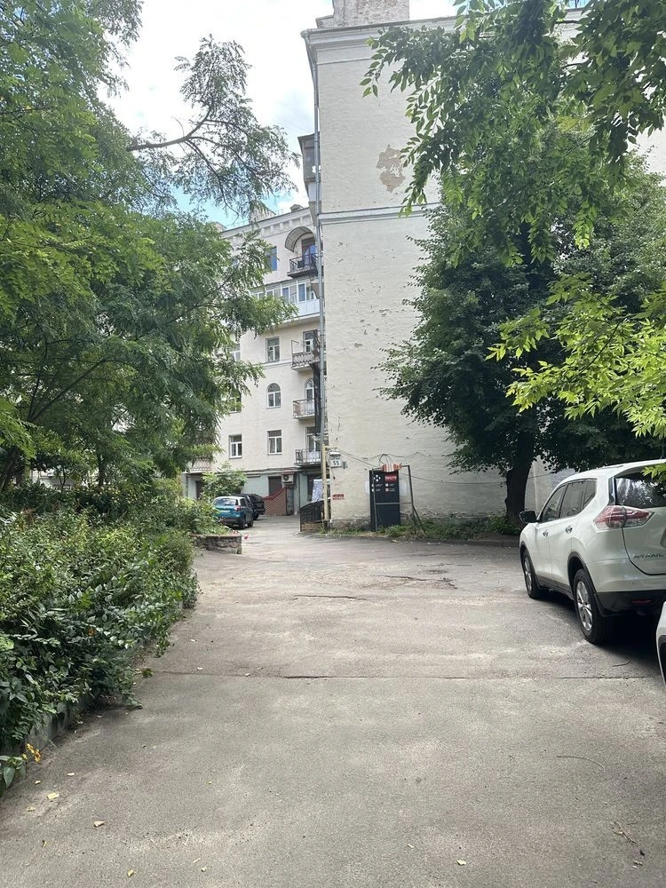 Здам квартиру (нотаріальна контора) метро Золоті Ворота