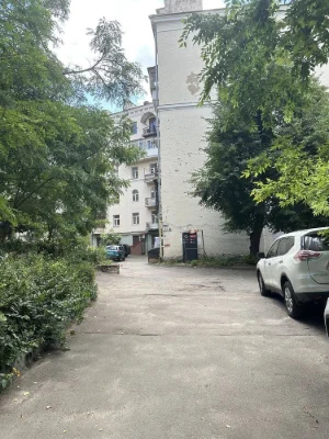 Здам квартиру (нотаріальна контора) метро Золоті Ворота