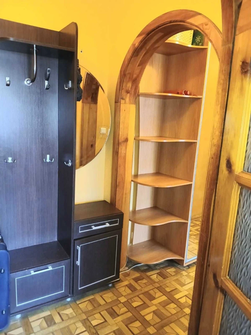 Продається 3-кімн. кв., Деснянський р-н, Троєщина вул. Олекс