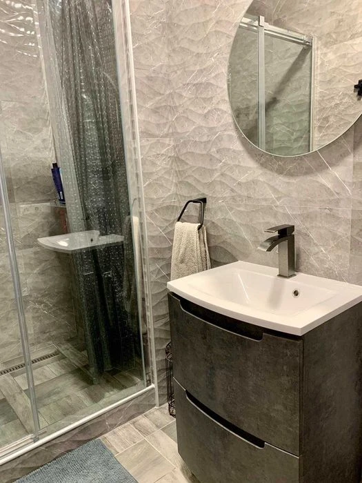 I will sell a cozy bright 2-room studio apartment in the residential complex Baku Center Remon