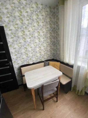 Продам 2-кімнатну квартиру в історичному центрі Полтави   Ко