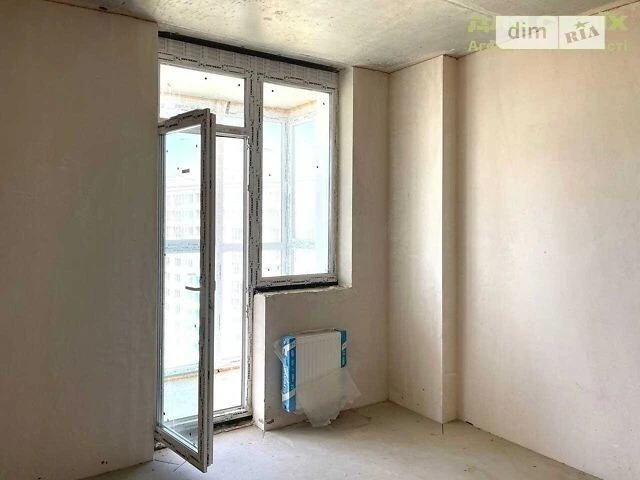 Sale of 3-room apartment 84.9 sq. m on Akademika Zabolotnogo St.