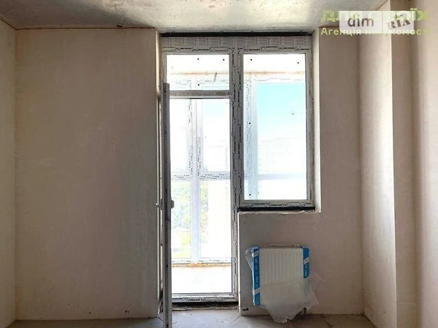 Sale of 3-room apartment 84.9 sq. m on Akademika Zabolotnogo St.