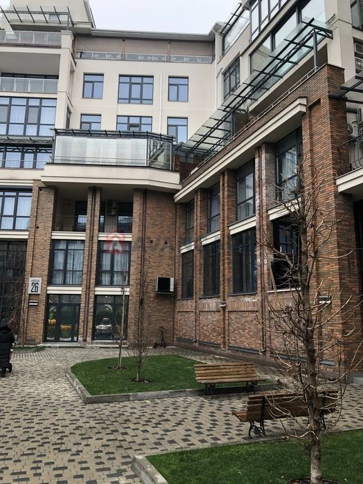 I will sell a luxurious apartment in the premium residential complex 'Comfort City' $160,000