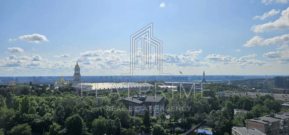 Видова квартира 65м2 газова плита Омеляновича-Павленка 19а П