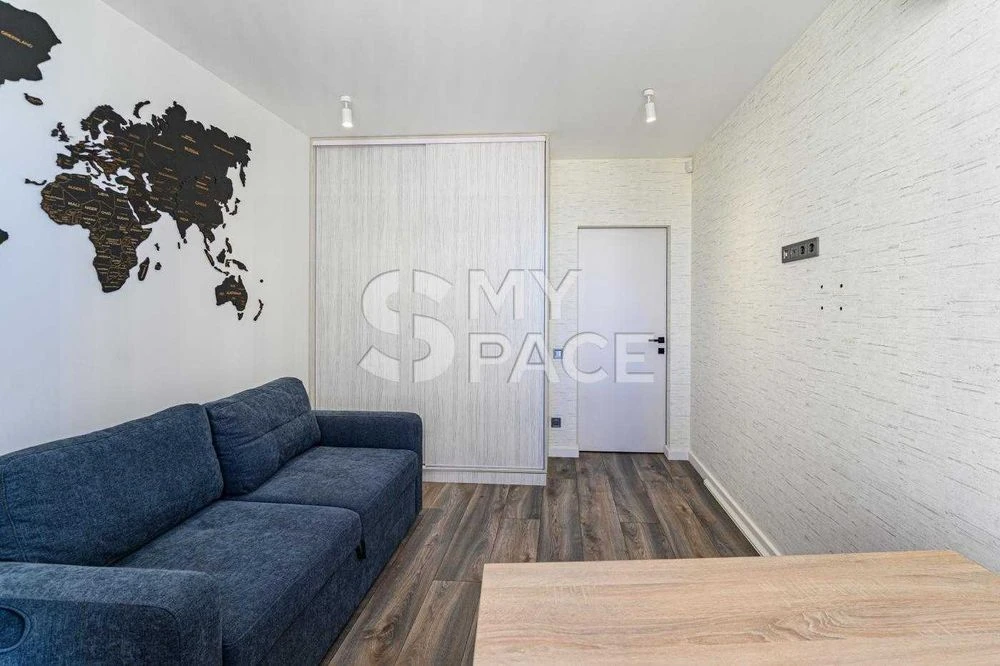 Продаж 2к квартири в ЖК Славутич, 67м.кв метро Осокорки, Зар