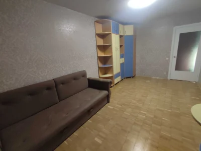 Здам 1 к кв по вул Кіото, метро Чернігівська, без комісії