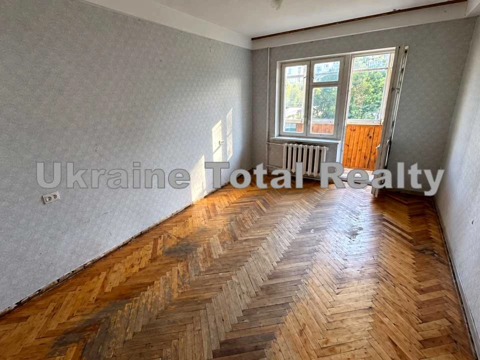 Квартира. Київ, Леся Курбаса просп.