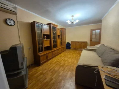 В продажу 2к. квартира на вул. Краснова