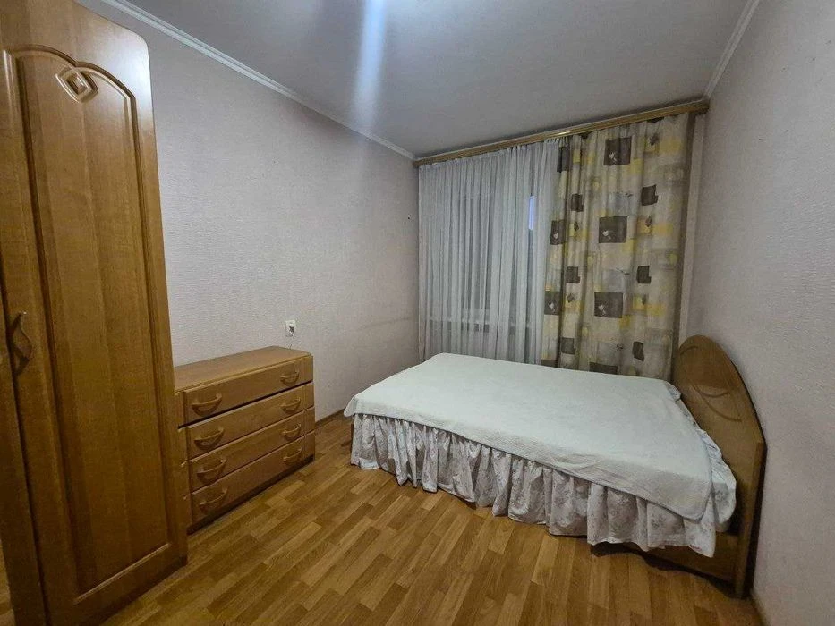 В продажу 2к. квартира на вул. Краснова