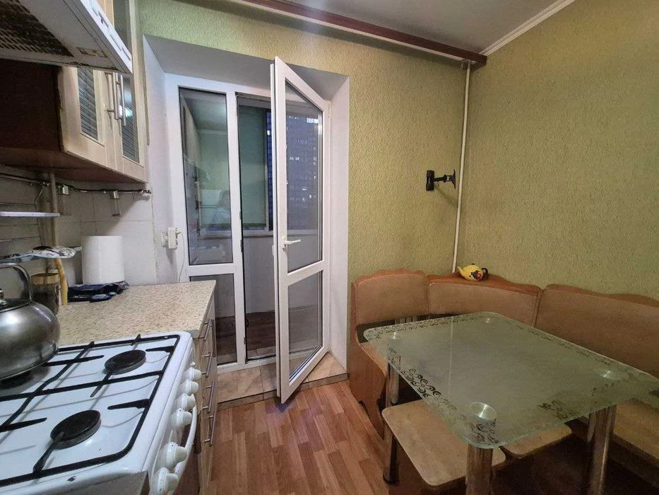 В продажу 2к. квартира на вул. Краснова