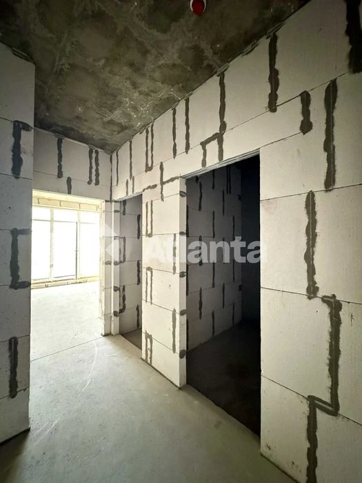Продам 2-комнатную квартиру 72м2 ЖК 4 Сезона Гагарина проспе