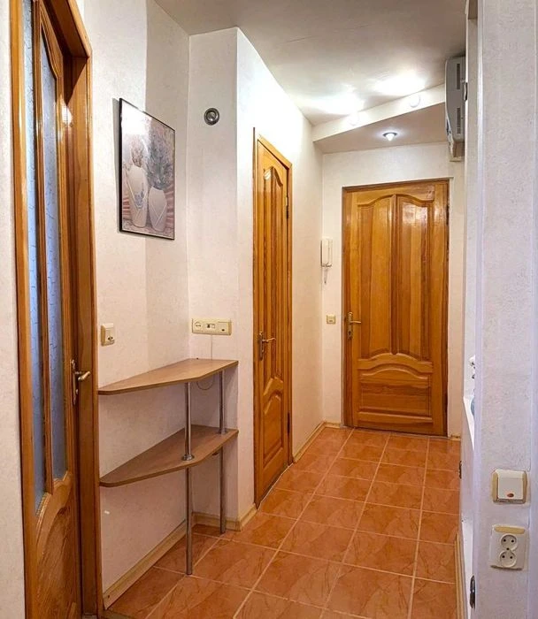 Продам 2-х комн. квартиру на Черемушках, ул. Варненская. Гос