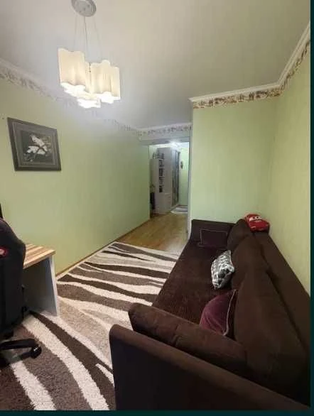 Продам двухкомнатную квартиру в кирпичном доме на Бочарова!