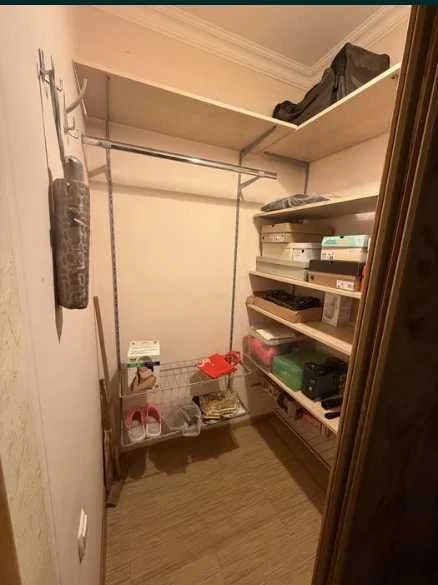 Продам двухкомнатную квартиру в кирпичном доме на Бочарова!