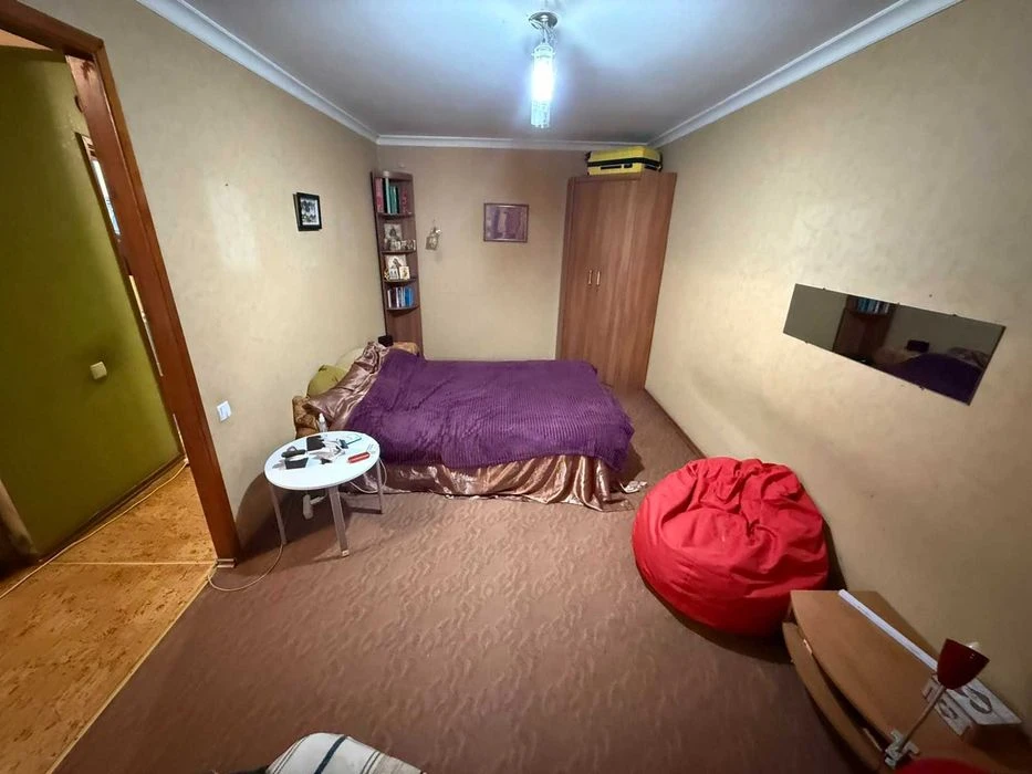 Продается 1 комн. квартира р-н Гагарина, возле Проспекта