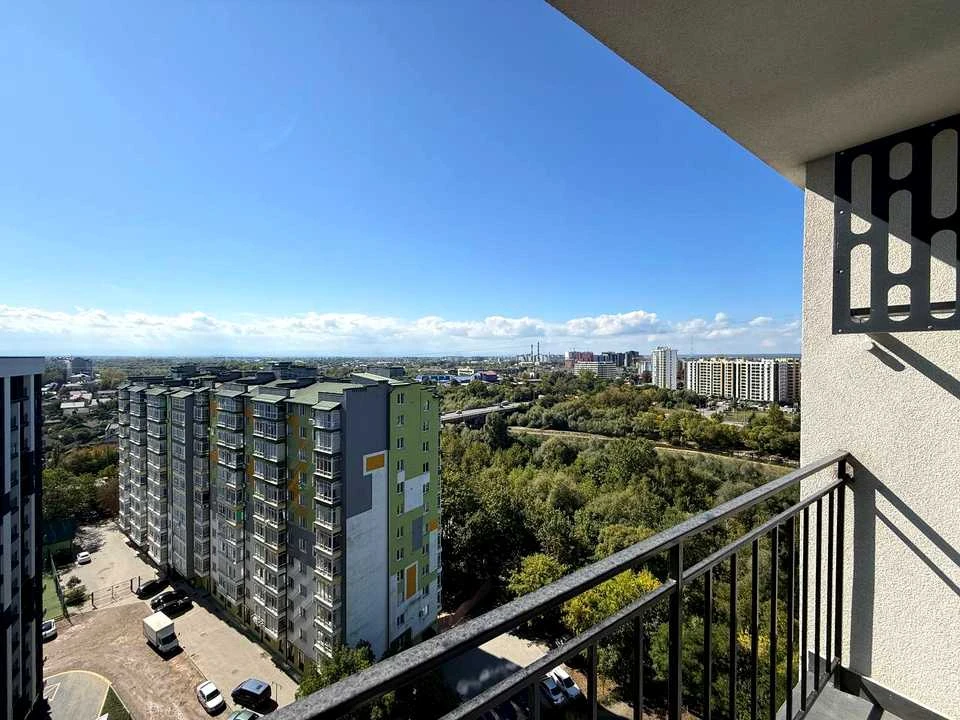 Квартира. Івано-Франківськ, Героїв Миколаєва вул., 129-А к
