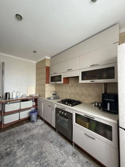 Продам 3к квартиру пр Поля, пр р-н офиса АТБ