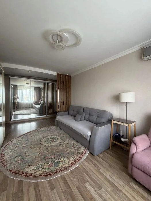 Продам 3к квартиру пр Поля, пр р-н офиса АТБ