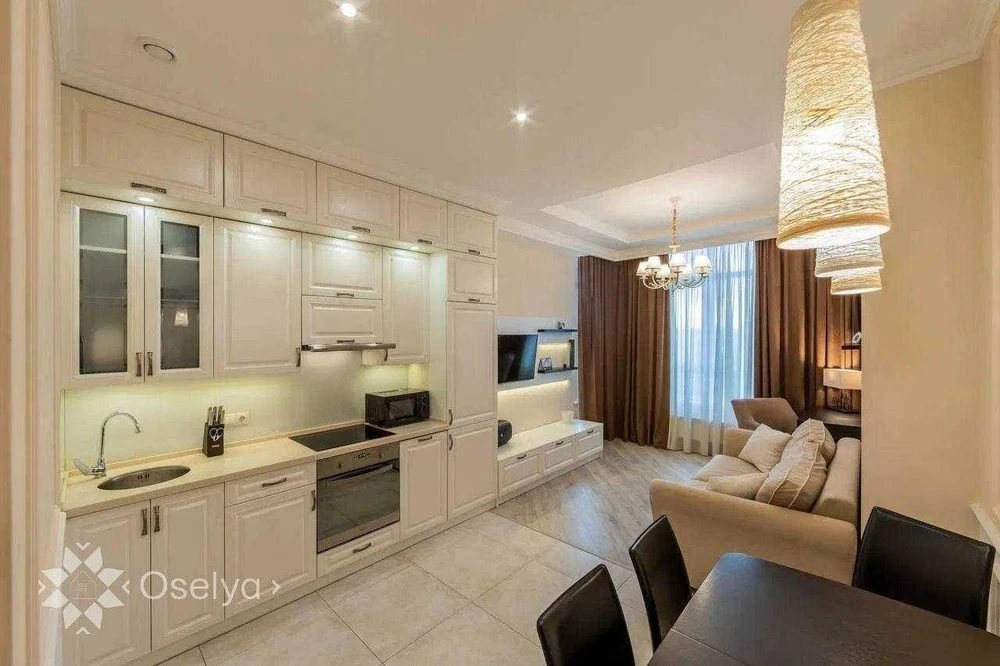 Продаж просторої 1-кімнатної квартири в ЖК Central Park Либі