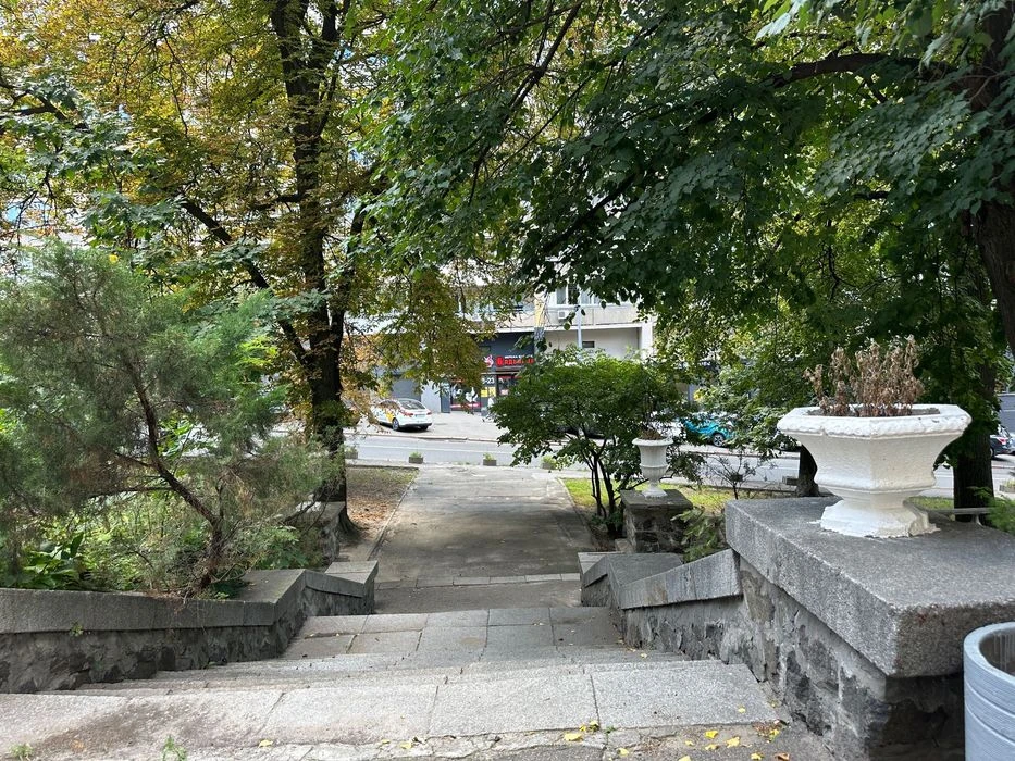 Продаж 3-к квартири, Кловський узвіз,17