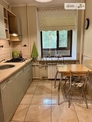 For sale 2-room apartment 48 sq. m. on Lavrska St. 4V • ID 3465088