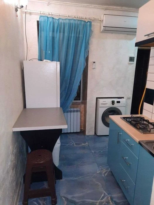 Продам современную 1 комнатную квартиру  с котлом, Атамана Г