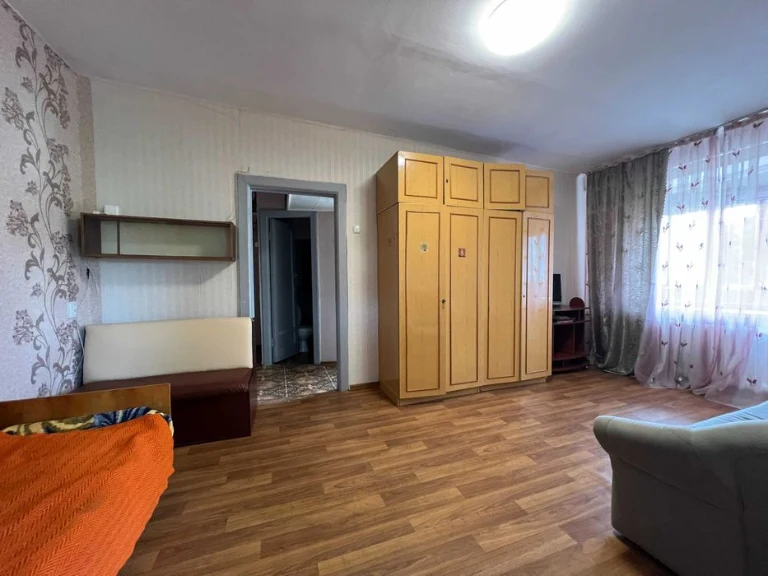 Продам 2к. квартиру біля Аркадії - вул.Артура Савельєва (Чер