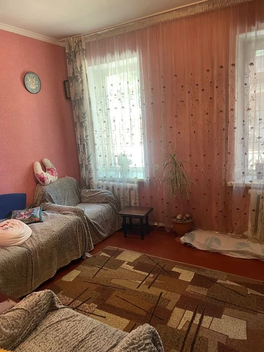 Продажа частини дома на Слободке