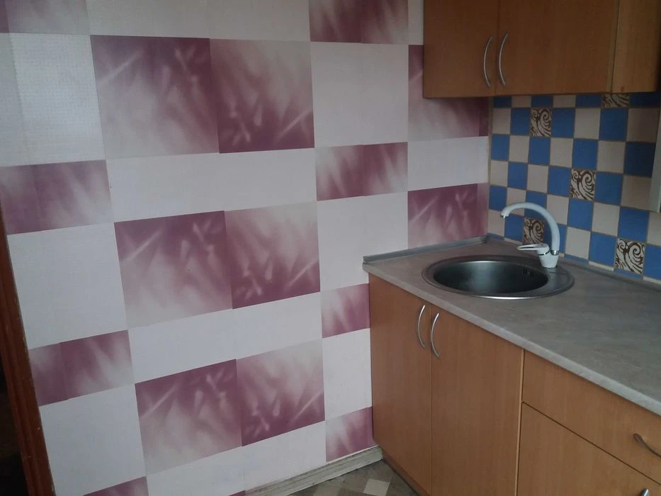 Продам 1-ком. квартиру по ул. Ракетной на Космосе