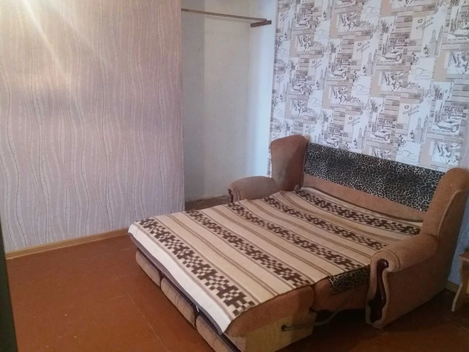Продам 1-ком. квартиру по ул. Ракетной на Космосе