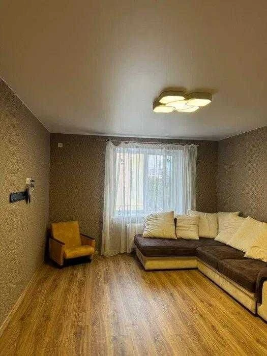Продається однокімнатна квартира в новобудові на Садах-3