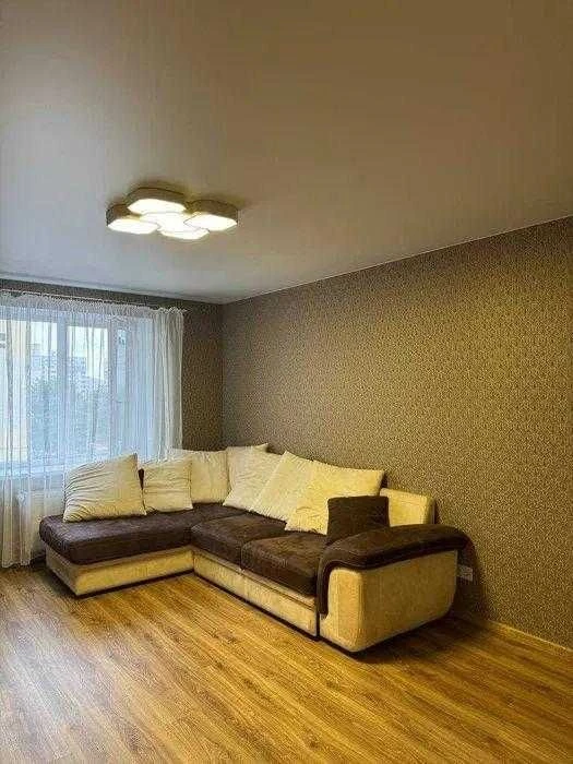 Продається однокімнатна квартира в новобудові на Садах-3