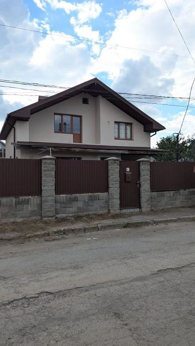 Продаж! 1,5 поверх.цегл. будинок, зданий в експлуатацію. Луц