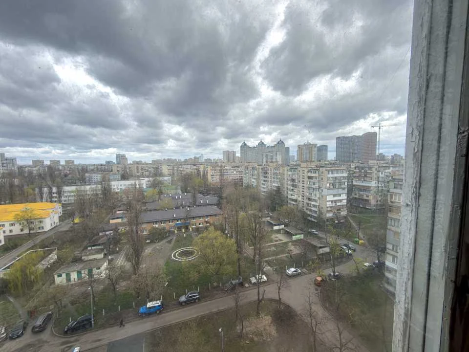 Квартира. Київ, Ентузіастів вул.